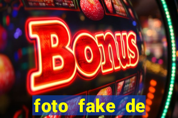 foto fake de mulher no espelho